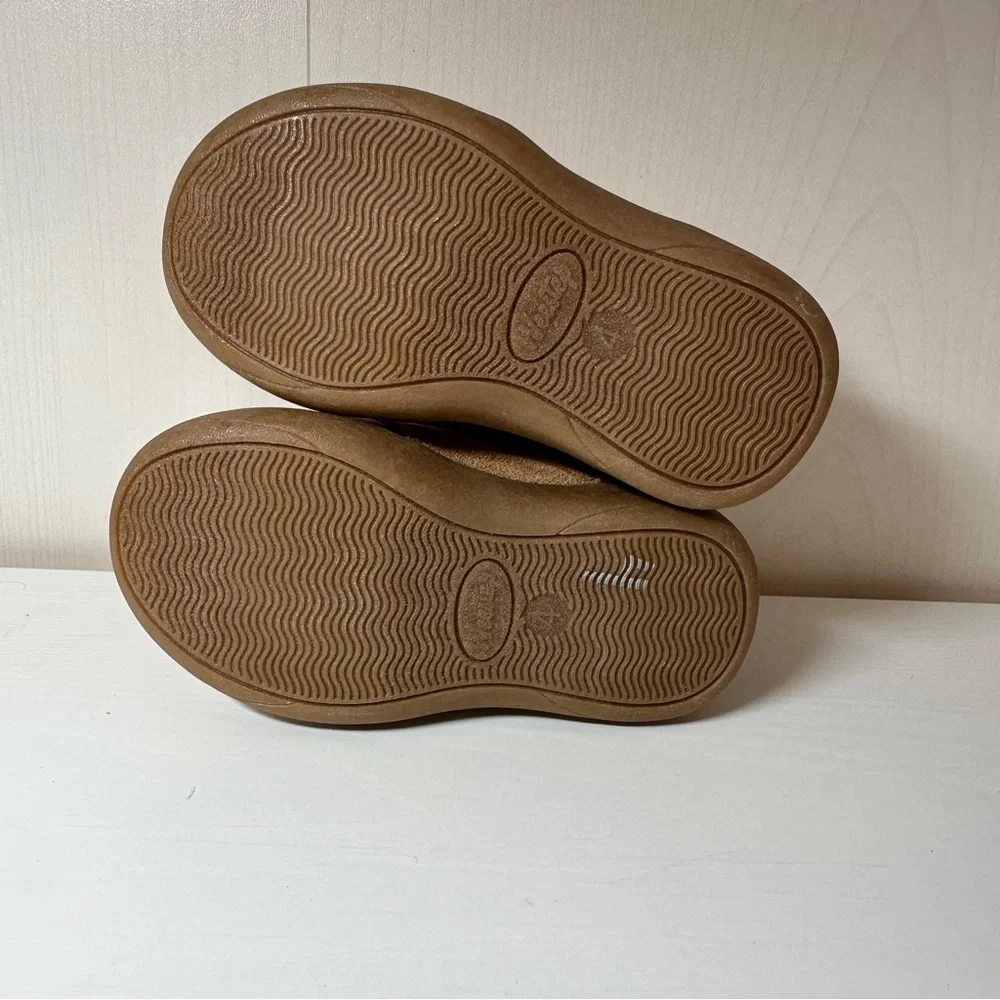 Weestep Toddler Sherpa Lined Boots with Velcro Strap Sz 4